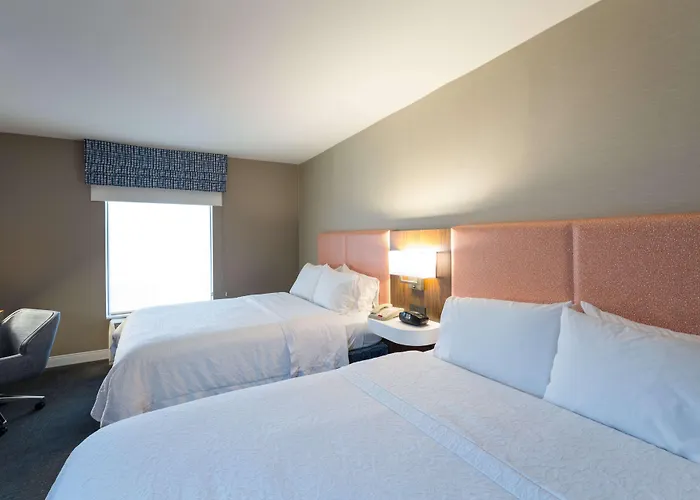 Hampton Inn And Suites Jamestown